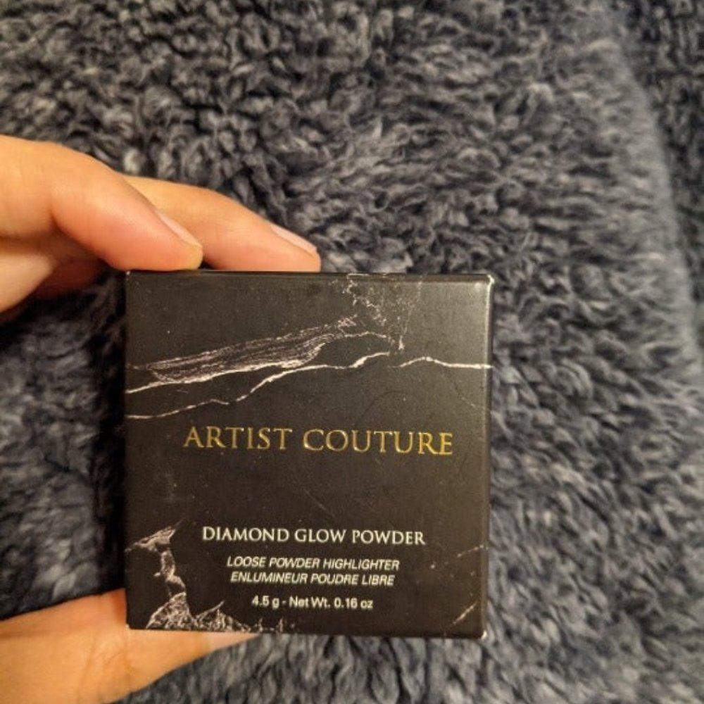 Artist Couture Diamond Glow Powder